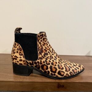 Dolce Vita Brown and Black Ankle Boots